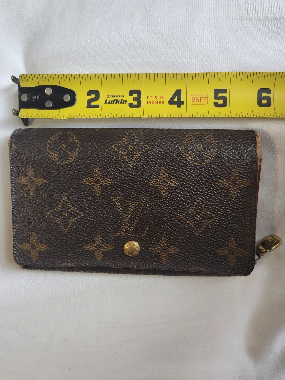 Louis Vuitton Monogram Canvas Zip Wallet in Brown